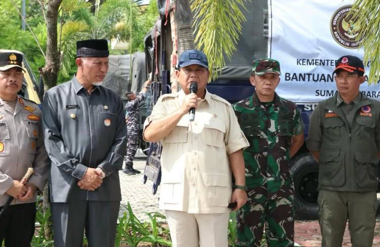 Prabowo Tegaskan Status Bencana Sumatera Bukan Bencana Nasional
