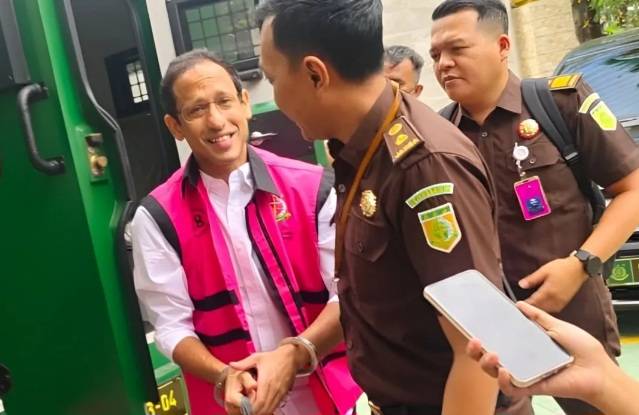 Nadiem Makarim Hadapi Sidang Perdana Kasus Dugaan Korupsi Pengadaan Laptop Chromebook 