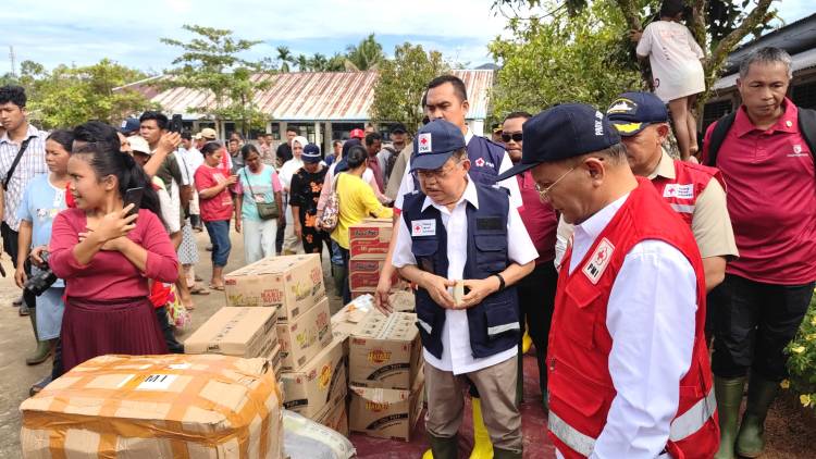 Kunjungi Lokasi Bencana di Sumut, Jusuf Kalla: Penanganan Bencana Dilakukan dalam 3 Tahap