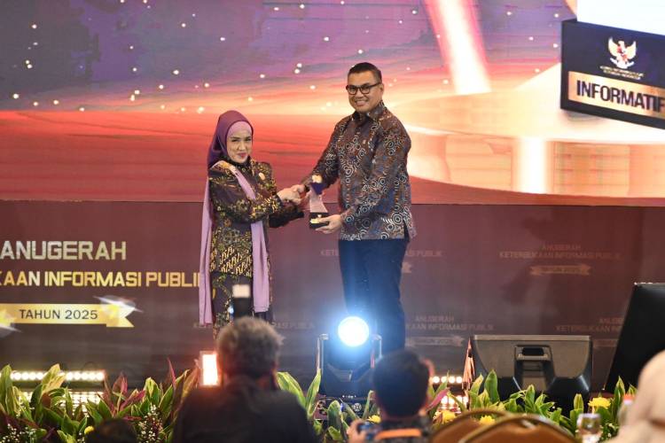 Top, Pertamina Raih Penghargaan Badan Publik Informatif 2025 dari Komisi Informasi Pusat