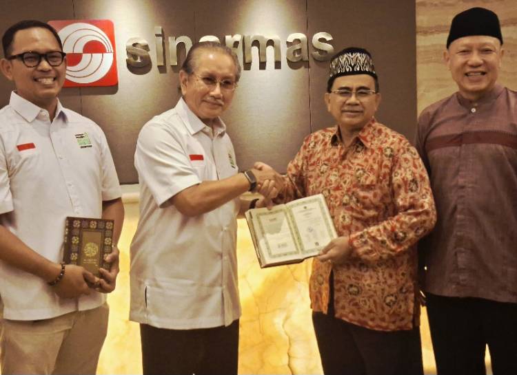 600 Wakaf Al-Qur’an untuk Negeri: Yayasan Muslim Sinarmas dan DMI Hadirkan Harapan bagi Sumatera dan Aceh