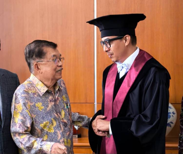 Jusuf  Kalla Hadiri Pengukuhan Guru Besar Prof Zainal Arifin Mockhtar Fakultas Hukum UGM Yogyakarta