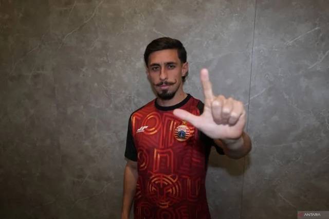 Persija dan Franca Sepakat Akhiri Kontrak Kerja Sama!