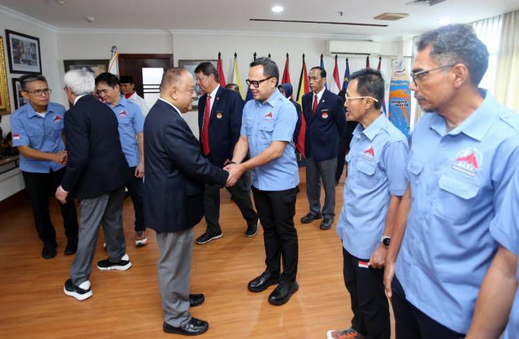 Resmi Dilantik, Bima Arya Siap Bawa Cabang Lari Trail Indonesia Mendunia