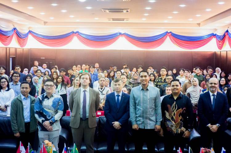 GenB Gelar BRICS Green Transformation Dialogue 2026, BCF Dukung Komunitas Muda Melek Transisi Energi