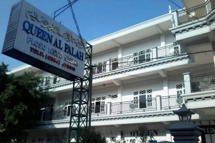 Hasil Penghitungan Lajnah Falakiyah Ponpes Al Falah Ploso Kediri Lebaran Hari Jumat !