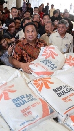 Mendag Rachmat Gobel; Pastikan Stok Beras Aman 