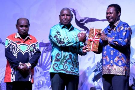 Perdasus Provinsi Berkelanjutan; Landasan Pembangunan Papua Barat