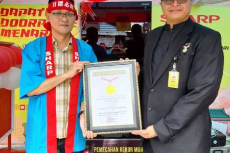 Lemari Es Grand Vetro & Mesin Cuci SHARP Indonesia; Raih Rekor MURI