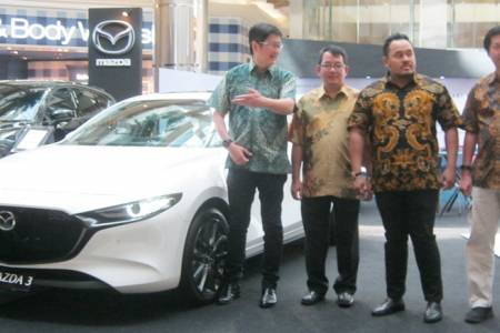 All-New Mazda3 Semarakkan Pasar Otomatif Surabaya; Perkenalkan Tipe Hatchback & Sedan