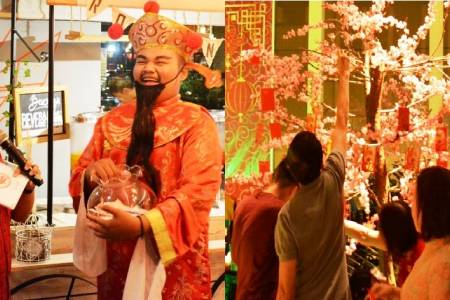 Luminor Hotel Jemursari Surabaya Punya Pohon Angpao; Sambut Tahun Baru Imlek 2571