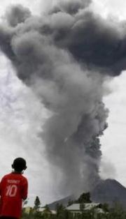Hypermart - Grup Lippo; Bantu Korban Gunung Sinabung