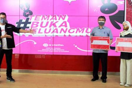 Smartfren Jadi Teman Buka Peluang; untuk Rumah Baca dan UMKM Disabilitas