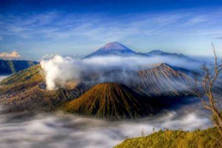 Ke Bromo, Simak 4 Tempat Terbaik untuk Melihat Matahari Terbit