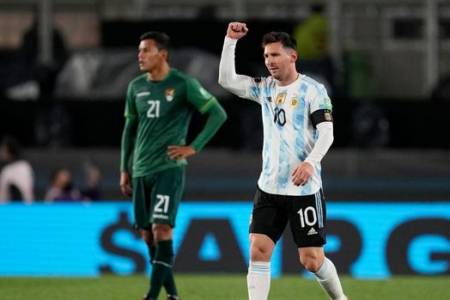Messi Cetak Hat-trick, Menangi Argentina vs Bolivia