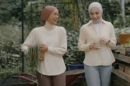 Pesona Gaya Hidup Modest Ayudia C. Lahirkan Jurnal Inspirasi Padu Padan UNIQLO MODEST WEAR Fall/Winter