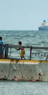 Indonesia Punya Zamrisyaf; Pengubah Tenaga Gelombang Laut Jadi Listrik