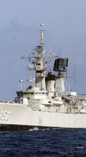 Tiga KRI Latihan Operasi SAR TNI AL; Di Balikpapan