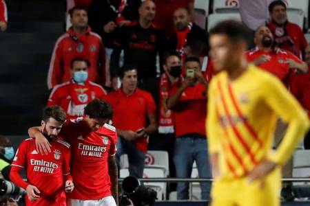 Liga Champions 2021-2022 Grup E: Barcelona Kalak Telak dari Berfica 0-3 
