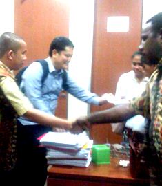 Masyarakat Kabupaten Asmat; Laporkan Berkas Ke DKPP