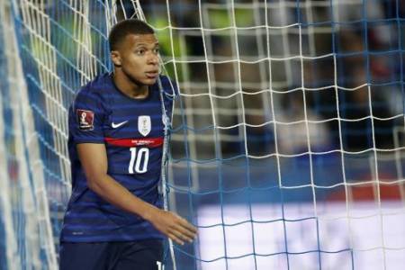 7. Kylian Mbappe Ingin Tinggalkan PSG, Benarkah?