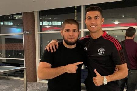 Inilah Respons Khabib Nurmagomedov yang disebutkan Pernah Ajak CR7 Jadi Mualaf!