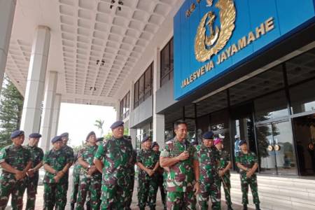 Panglima TNI Jenderal Andika Kunjungi Markas TNI AL 
