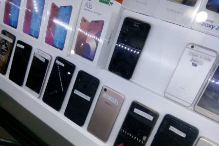 5 Hal yang Perlu diperhatikan Saat Membeli Ponsel Second 