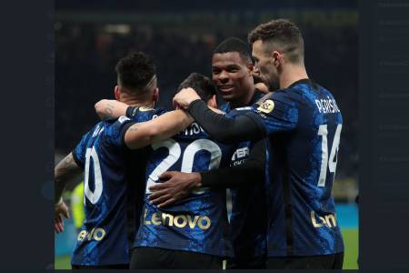 Hasil Lengkap Liga Italia: Inter Milan Pesta 4 Gol, Lazio dan Napoli Tumbang