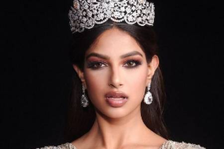 Harnaaz Sandhu dari India Sandang Miss Universe 2021 