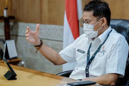 Sandiaga Uno Mendukung Penuh Upaya Pemulihan Garuda Indonesia