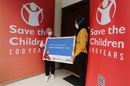 IKEA Indonesia Serahkan Donasi untuk Save the Children