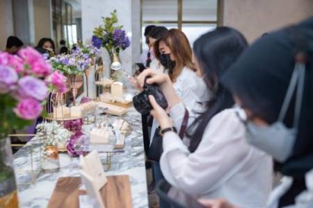 Wanita Indonesia Banyak Minati Tren Perhiasan Ala Korea   