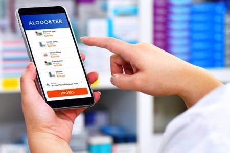 Alodokter Dapatkan Sertifikasi PSEF; Legitimasi Layanan Telefarmasi