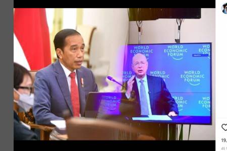 Presiden Joko Widodo Meminta OJK Sinergi Memperkuat Ekonomi