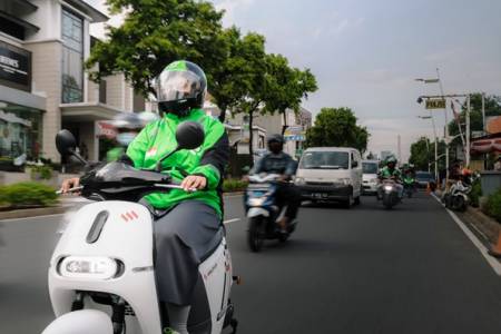 Electrum Berkolaborasi dengan Gogoro; Kembangkan Ekosistem Kendaraan Listrik di Indonesia