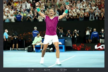 Tundukkan Medvedev, Rafael Nadal Angkat Trofi Australia Open