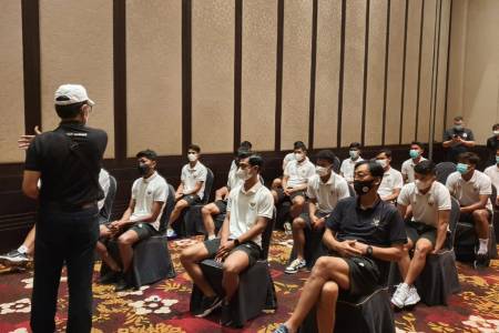 Respons Nova Arianto soal Adanya Pemain Timnas U-23 Indonesia yang Terpapar COVID-19