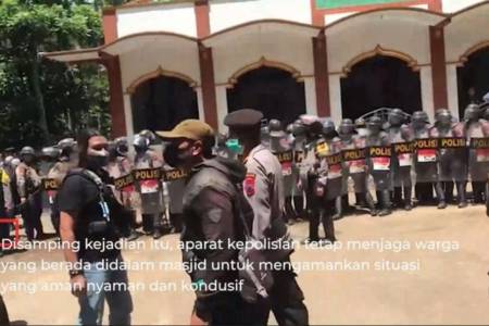 Polda Jateng Beri Tanggapan Video Viral Ratusan Polisi Kepung Warga di Masjid Wadas