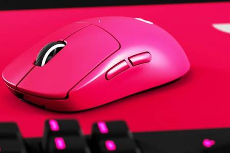 Logitech G Punya Mouse PRO X SUPERLIGHT Pink untuk Gamers; Sambut Hari Valentine