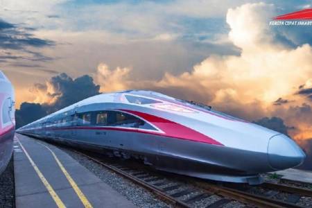 Pengamat Nilai Proyek Kereta Cepat Jakarta-Semarang Perlu Ditinjau Ulang