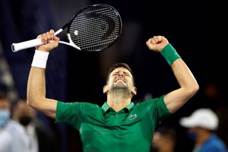 Kembali Bermain, Novak Djokovic Melaju Mulus di Dubai Championship
