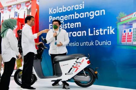 Hal Ini Bikin Presiden Jokowi Yakin Masyarakat Bakal Makin Tertarik dengan Kendaraan Listrik