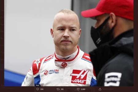 Imbas Krisis Rusia-Ukraina, Karir Pembalap F1 Ini Terancam