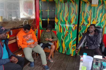 Kopasus TNI AD Amankan Aggota Front Politik Klandestin Teroris KKB Papua Wilayah Sinak