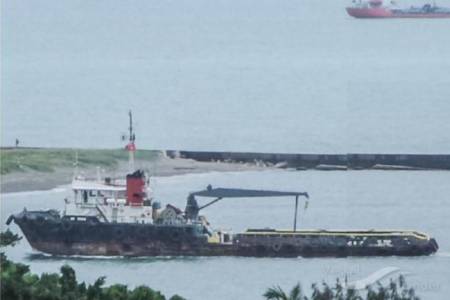 Batam Tahan Dua Kapal Tunda Berbendera Singapura