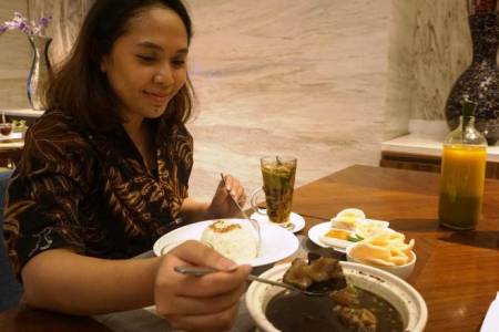 Vasa Hotel Surabaya Sajikan Beragam Menu Khas Surabaya & Minuman Tradisional