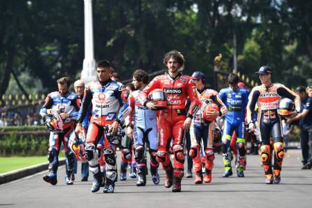 Para Pebalap MotoGP TIba di Lombok pada Rabu Malam