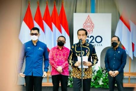 Presiden Jokowi Resmikan SPKLU Ultra Fast Charging Pertama di Indonesia