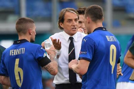 Gagal Bawa Italia ke Piala Dunia 20022, Roberto Mancini Diincar Dua Klub Raksasa Eropa